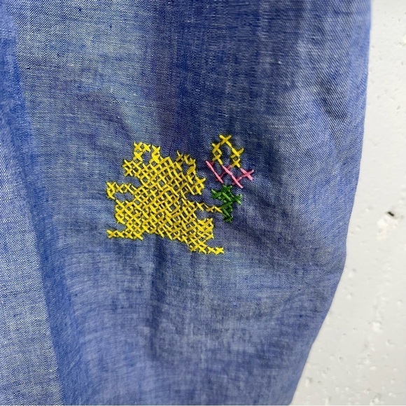 Hand Sewn Large One of A Kind Monogramed JH Embroidered Blue Chambray Shirt - Picture 6 of 13